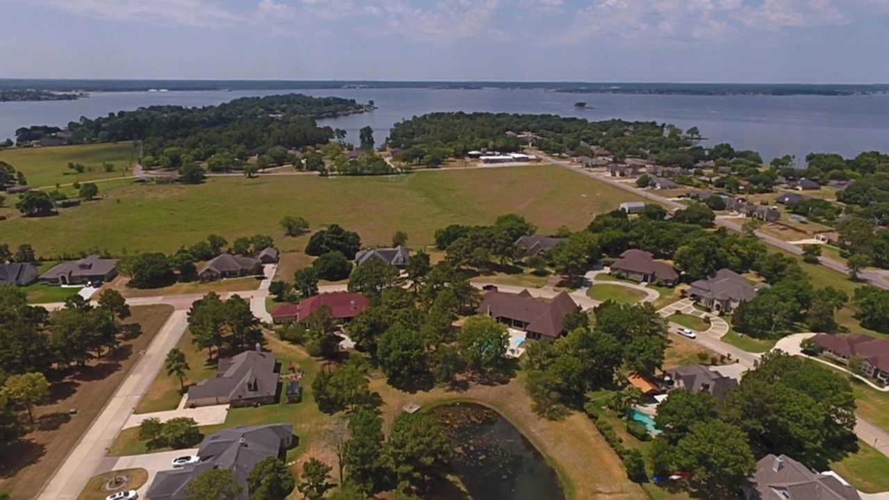 10856 Bourbon Street Willis, TX 77318 - Photo 7 of 8