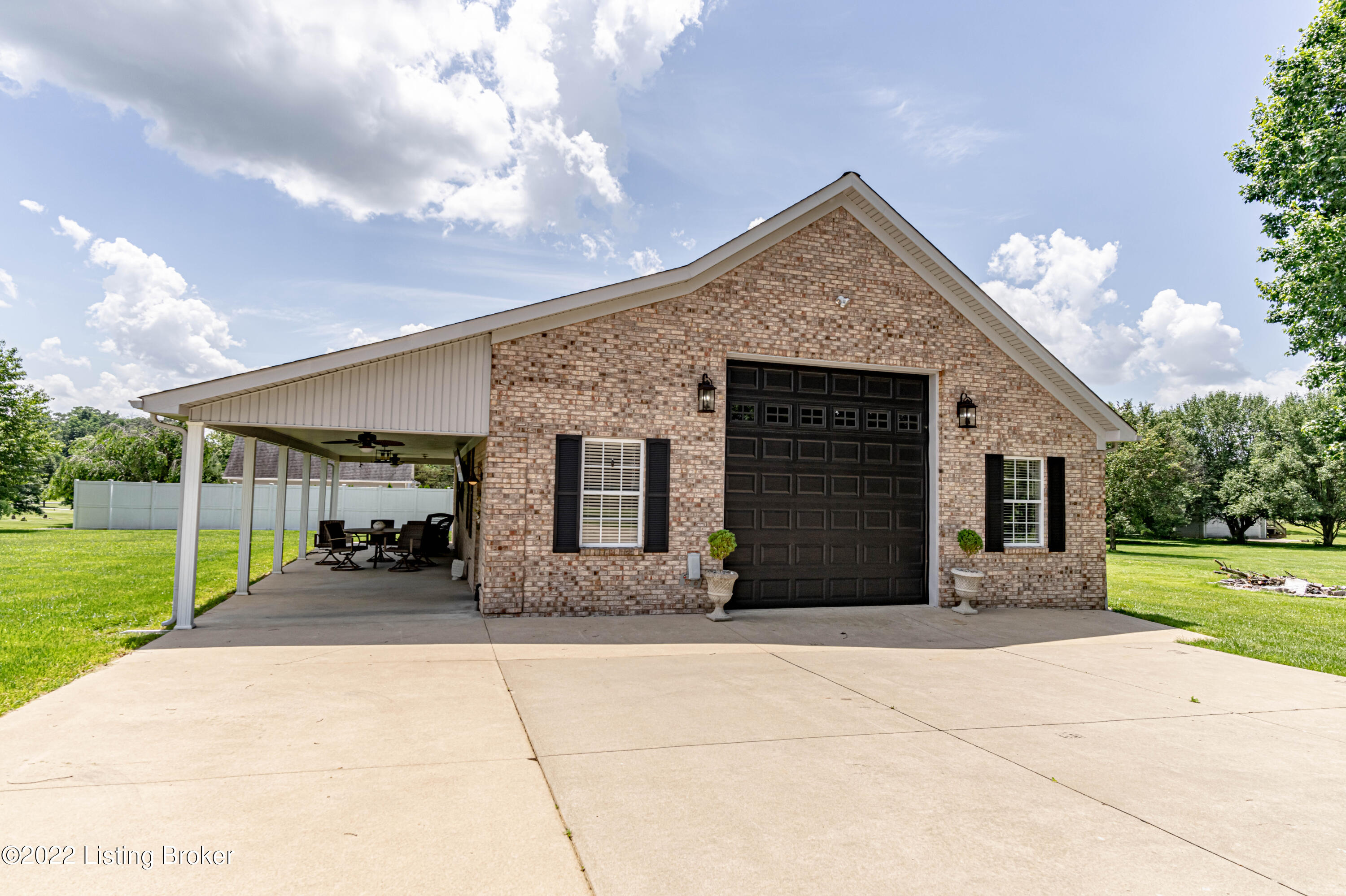 689 West Laurel River Road Shepherdsville, KY 40165 - Photo 36 of 129 DSC02242
