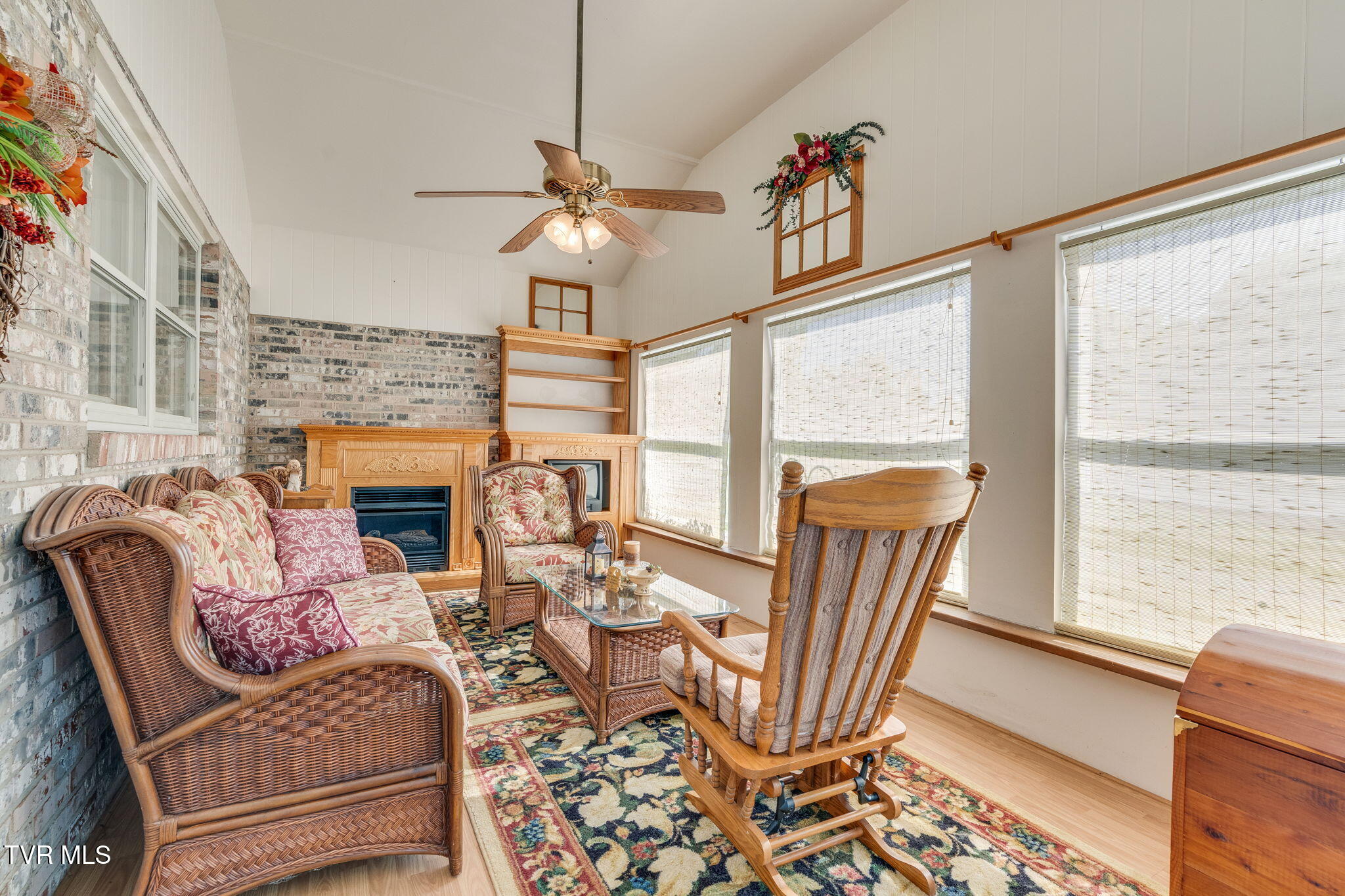 312 Packing House Road Kingsport, TN 37660 - Photo 13 of 30 013