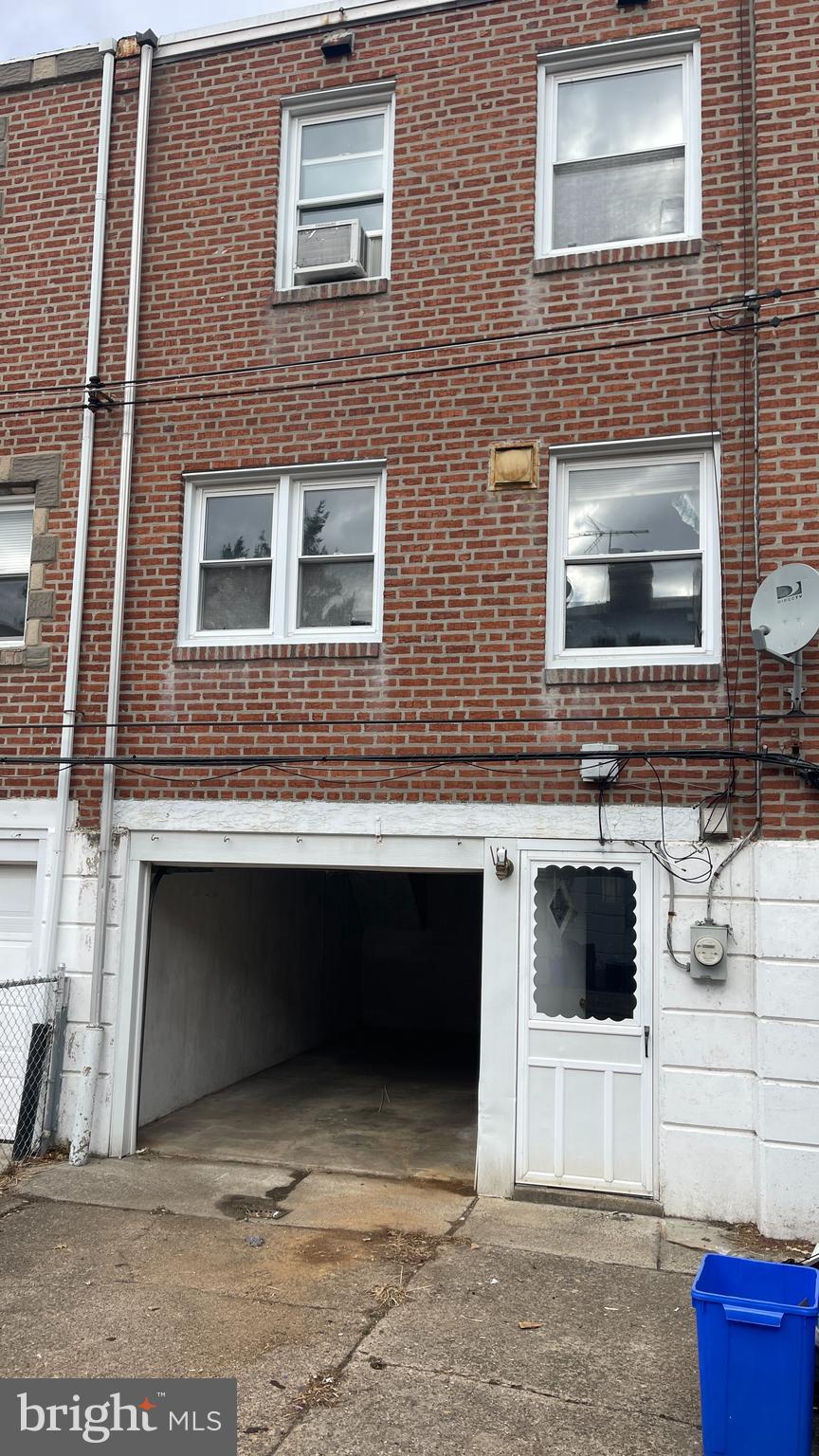 3042 Fairfield Street Philadelphia, PA 19136 - Photo 22 of 23 a building with windows