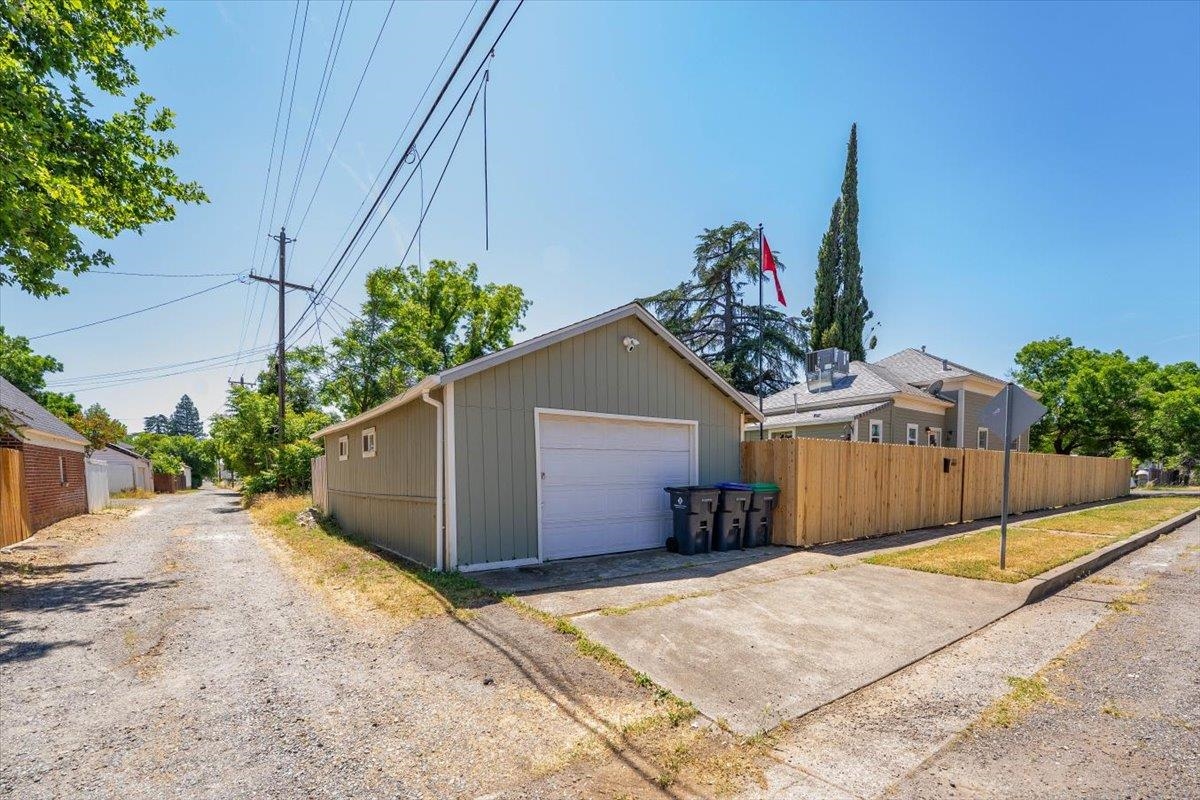 1158 Madison Street Red Bluff, CA 96080 - Photo 52 of 55