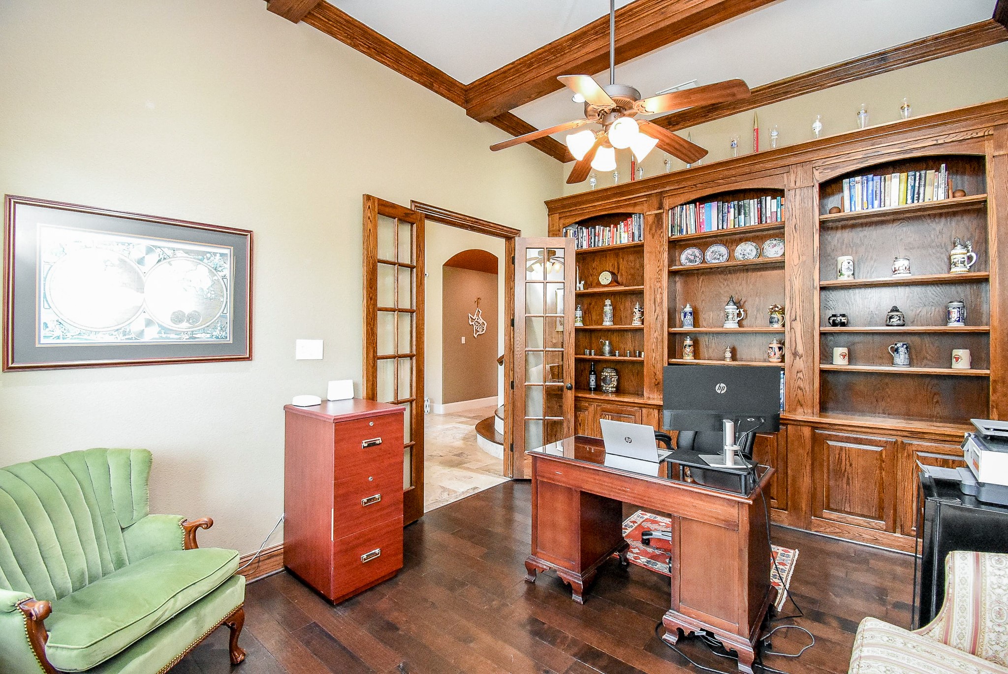 27427 Guthrie Ridge Lane Katy, TX 77494 - Photo 8 of 48 a living room with furniture and a bookshelf