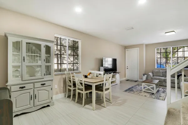 $2,300 | 4170 Napoli Lake Drive, Riviera Beach, FL 33410