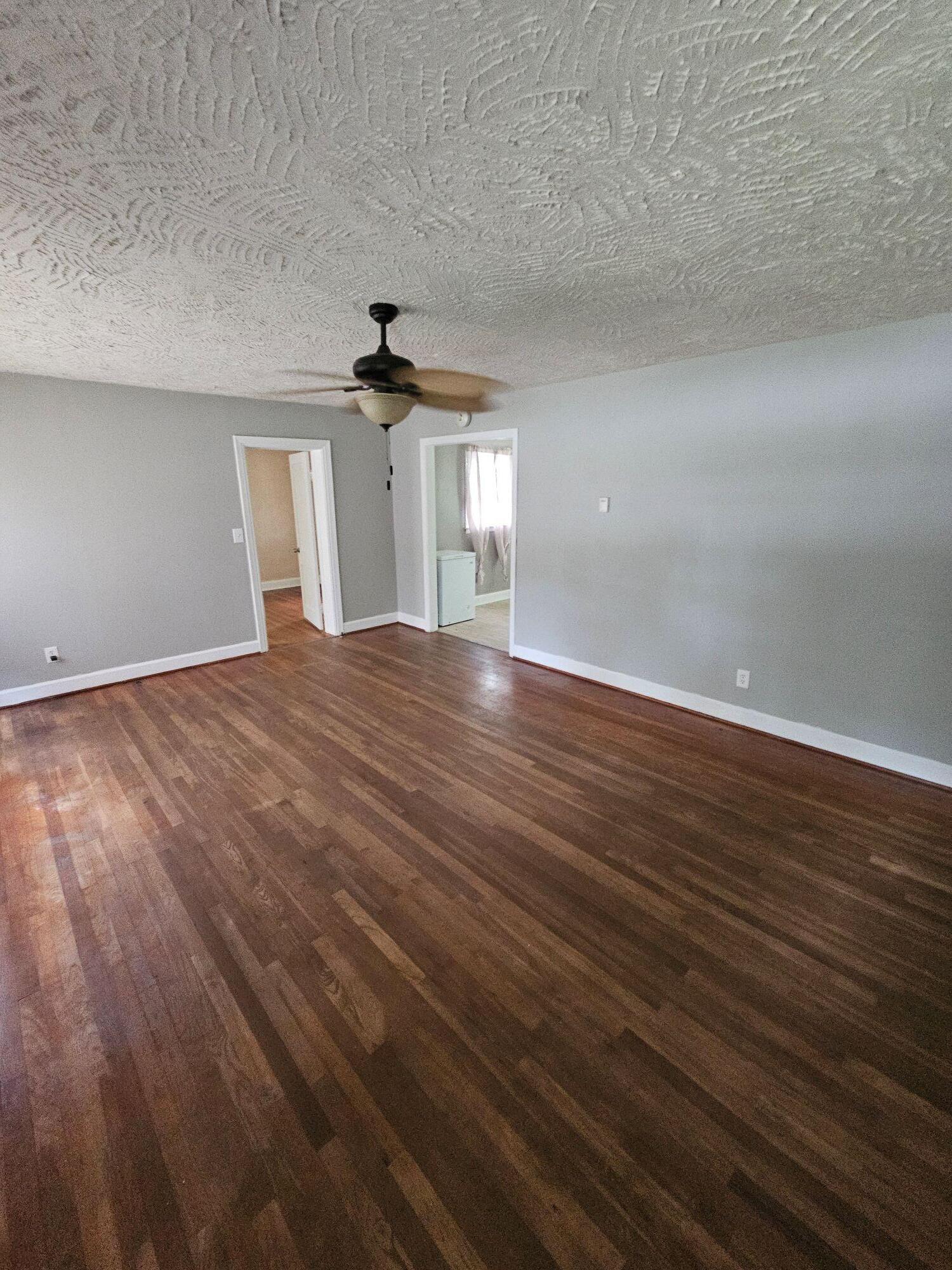 3202 Vaucluse Road Aiken, SC 29801 - Photo 6 of 7 Den