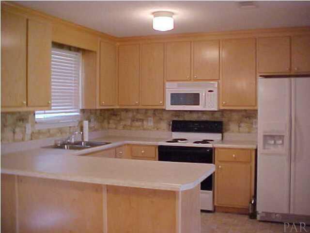6379 Dickerson City Road Milton, FL 32583 - Photo 3 of 6 Gallery Image 3