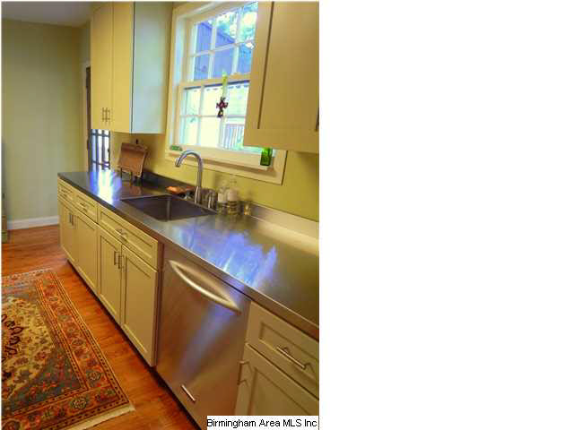 1820 Lancaster Road Birmingham, AL 35209 - Photo 6 of 18