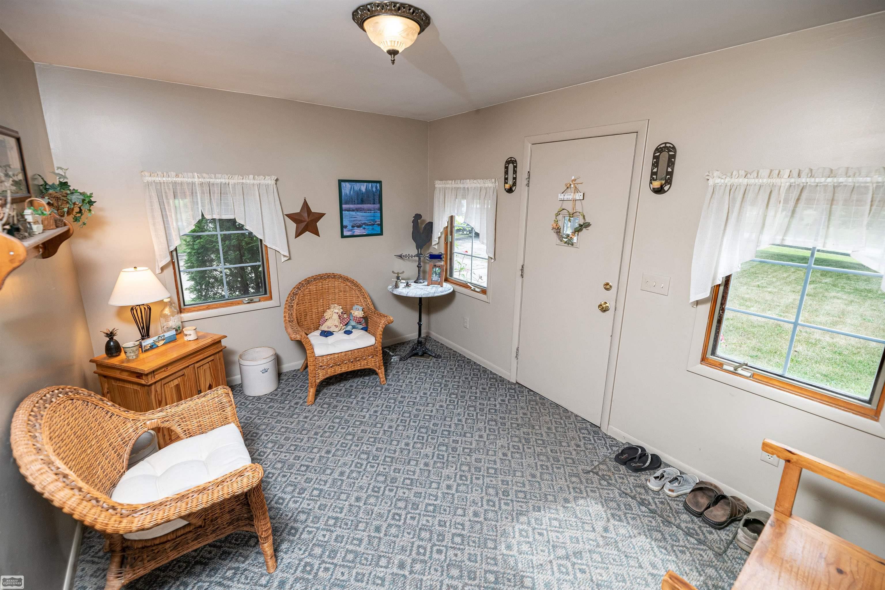 1650 Kennedy Road St. Clair, MI 48079 - Photo 10 of 34 50083909-9.JPG