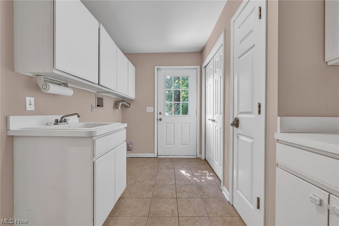 10748 Johnnycake Ridge Road Painesville, OH 44077 - Photo 25 of 34