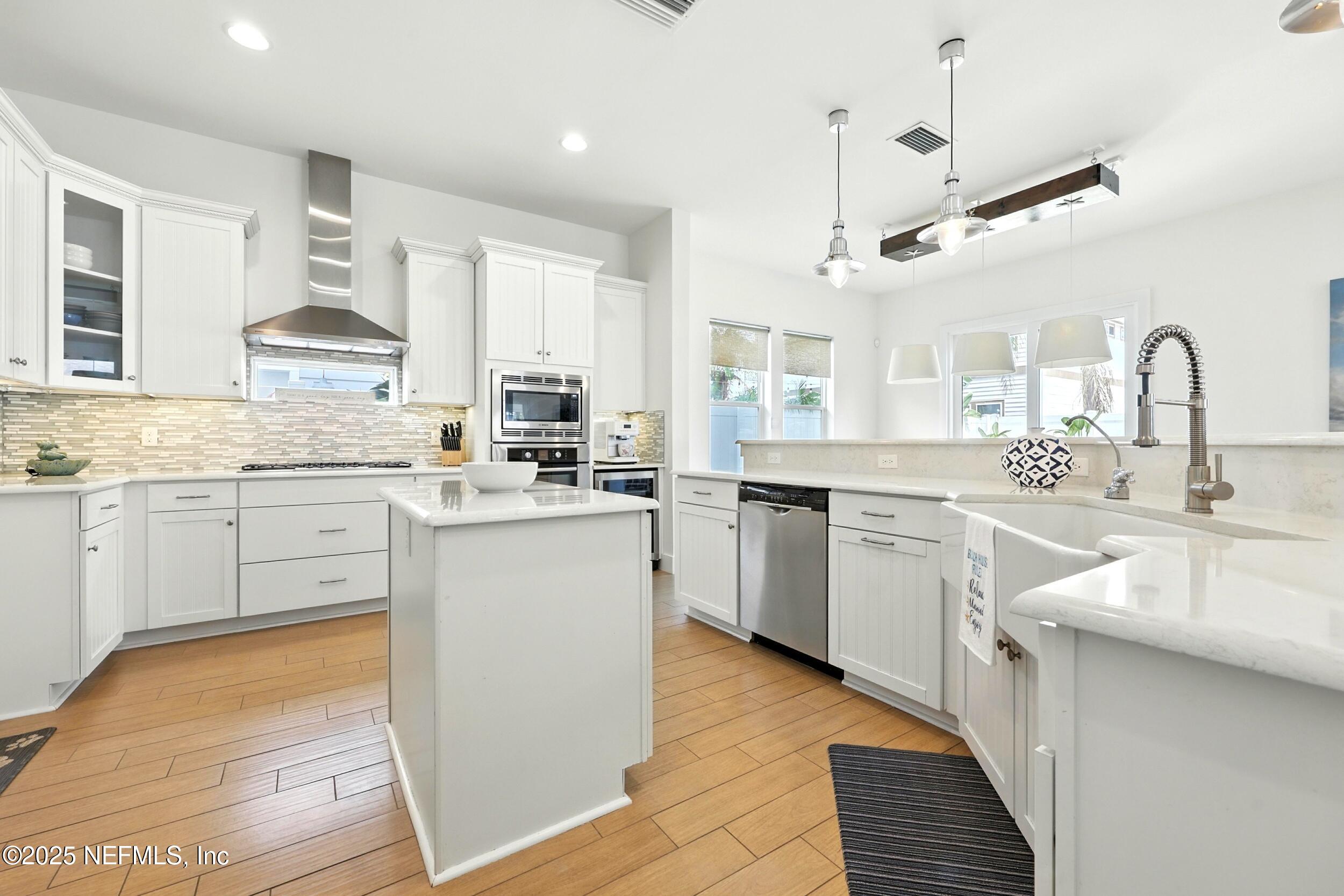 227 40th Avenue South Jacksonville Beach, FL 32250 - Photo 9 of 39 Open kitchen