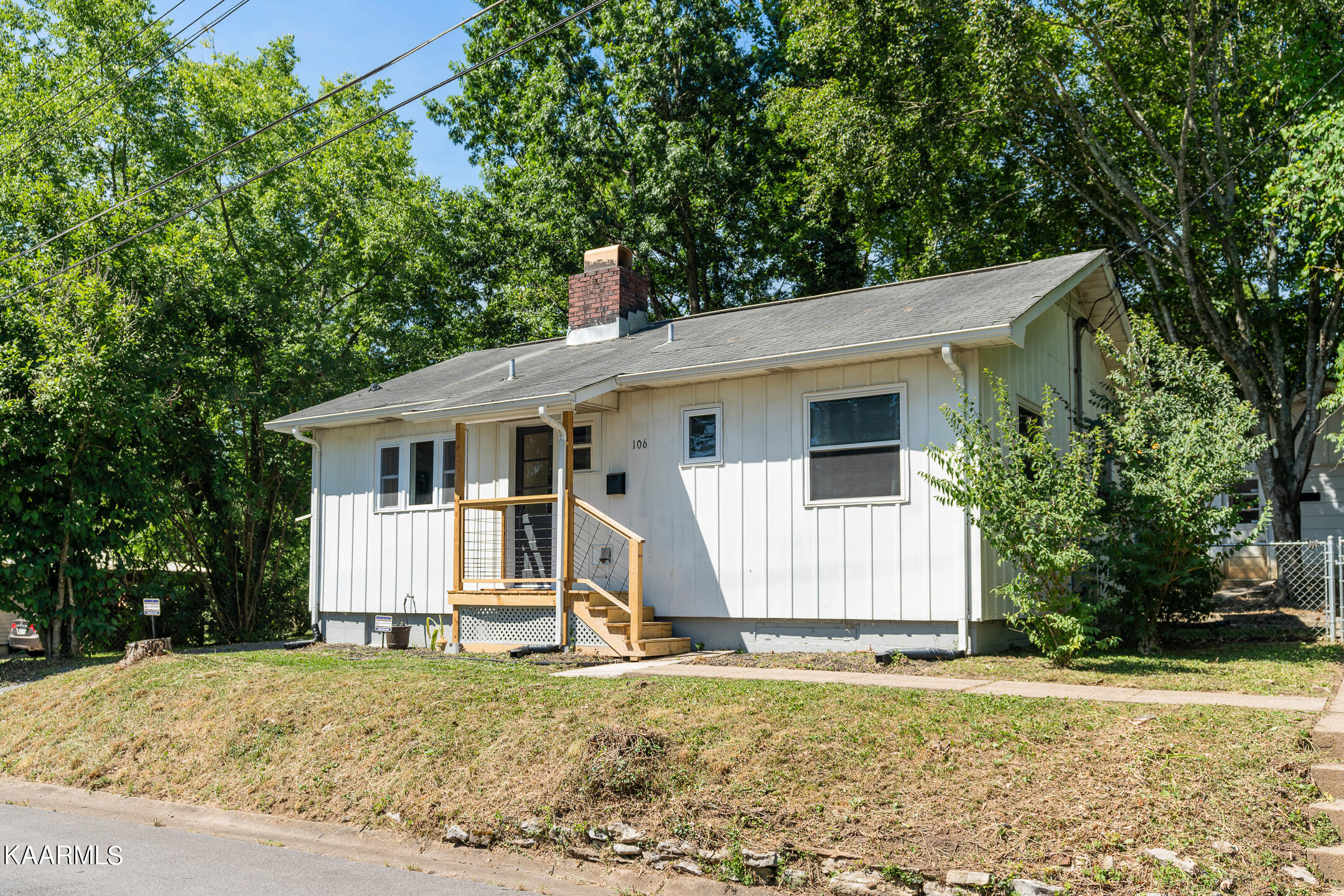 106 Thornton Road Oak Ridge, TN 37830 - Photo 2 of 20 untitled-3