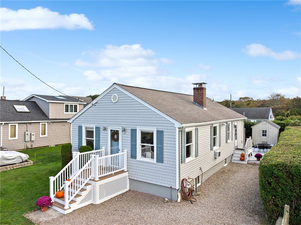40 Gaspee Road Narragansett, RI 02882 - Photo 3 of 41
