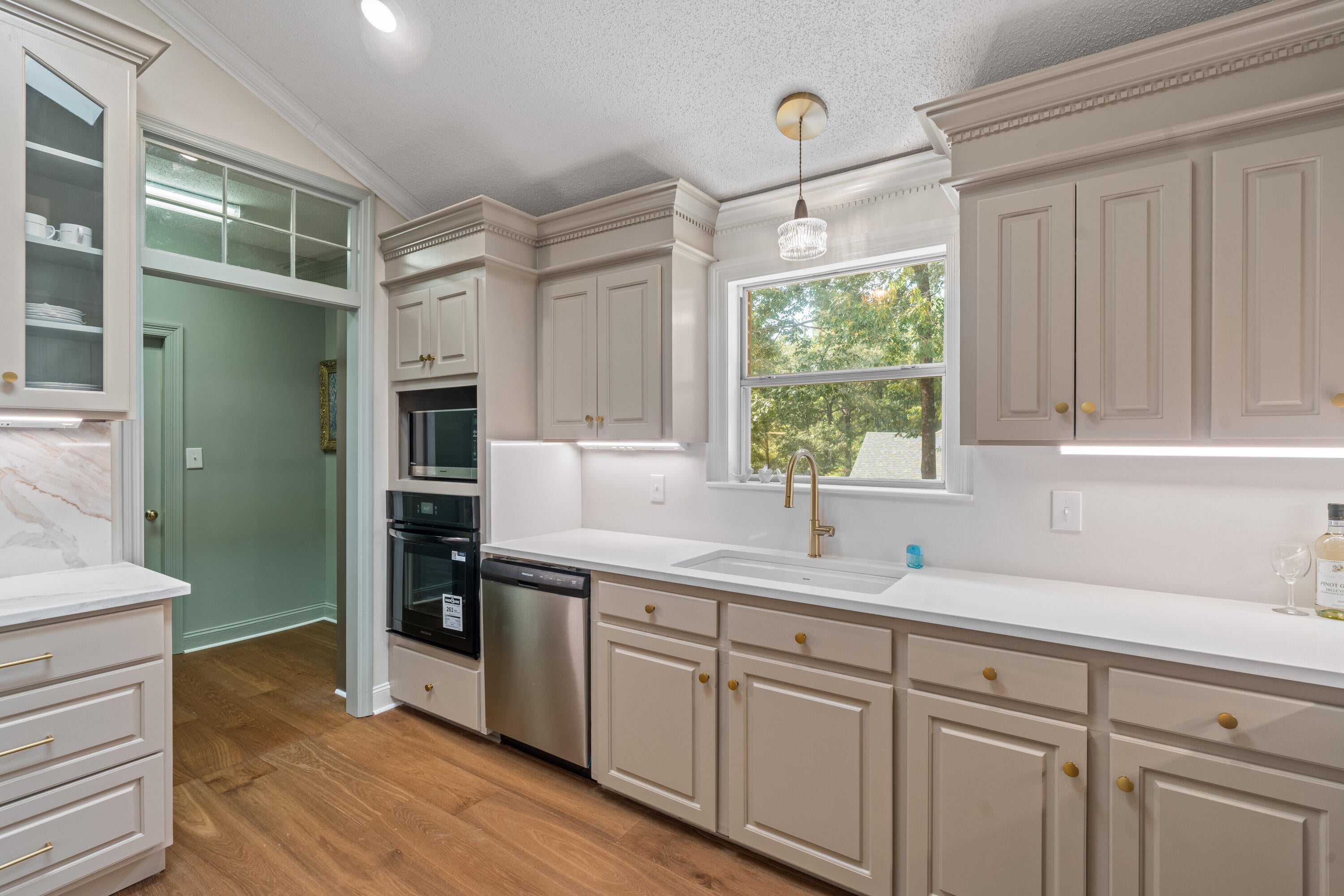 4 Woodleaf Street Hattiesburg, MS 39402 - Photo 14 of 42 Gallery Image 14