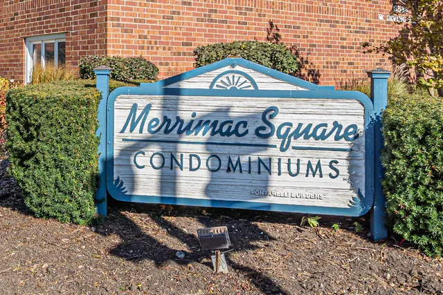 $265,000 | 6530 West Irving Park Road, Unit 207, Chicago, IL 60634