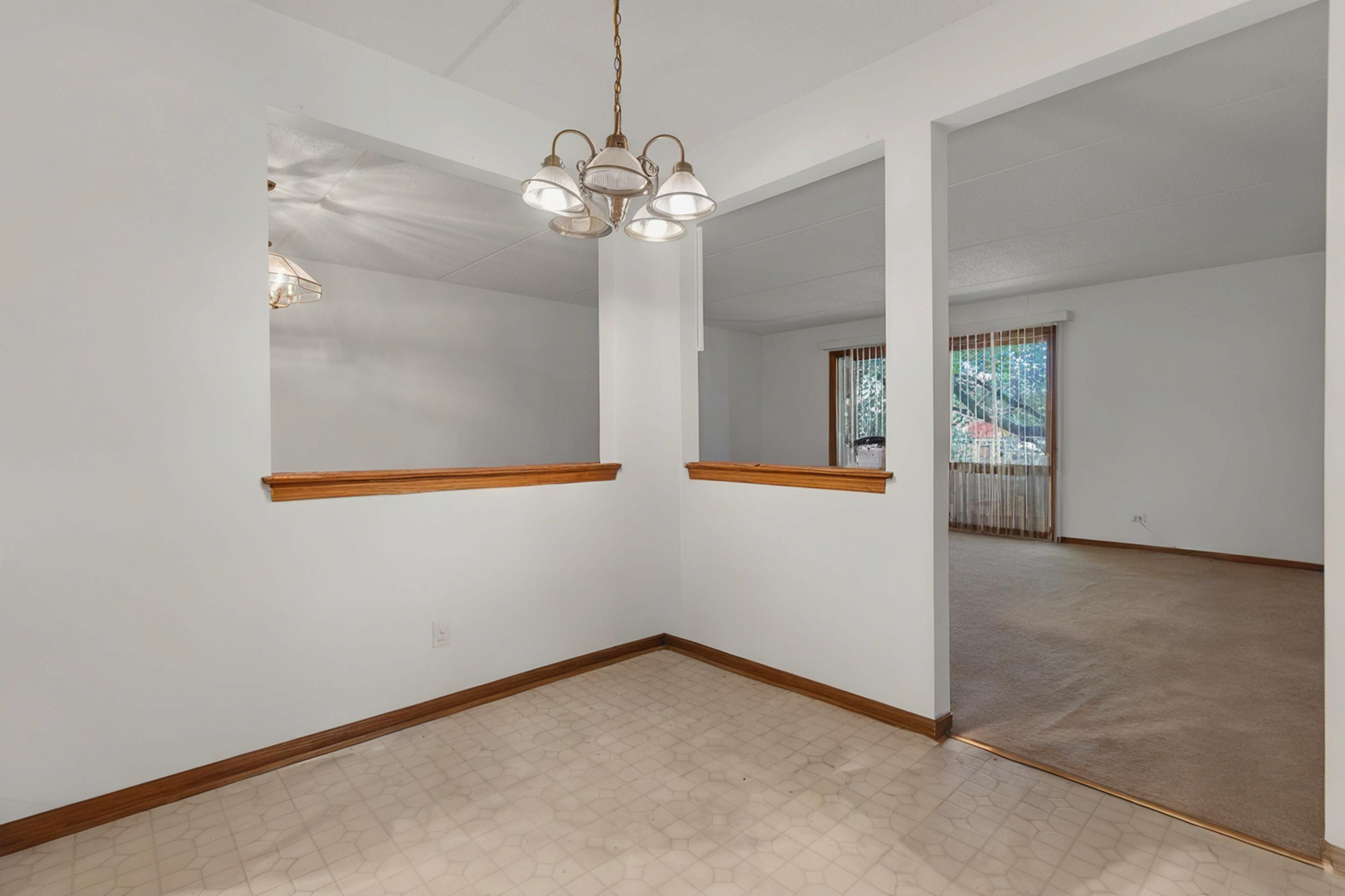 6530 West Irving Park Road, Unit 207 Chicago, IL 60634 - Photo 5 of 19