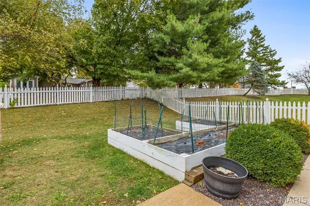 $559,900 | 4 Lewis And Clark Court, St. Charles, MO 63301