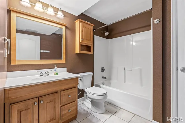 $559,900 | 4 Lewis And Clark Court, St. Charles, MO 63301