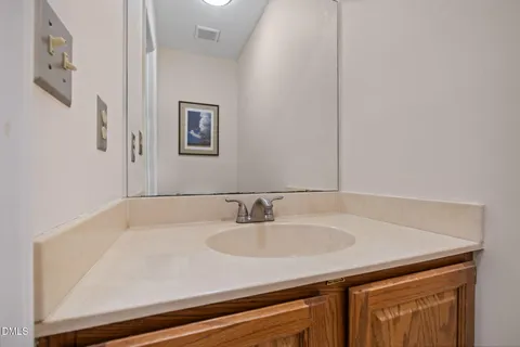 $285,000 | 3321 Coachman's Way, Durham, NC 27705