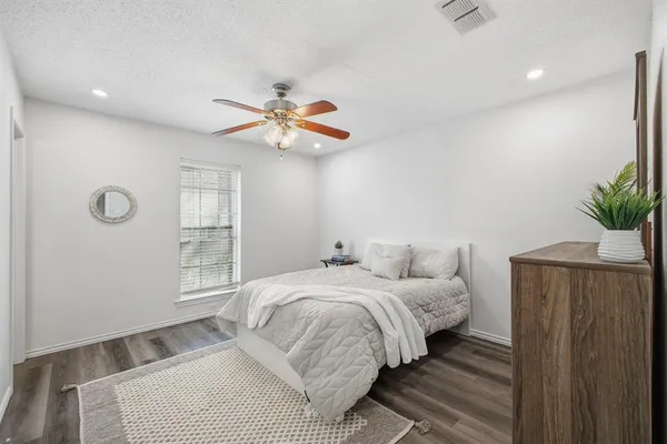 $235,000 | 907 Roaring Springs Road, Fort Worth, TX 76114