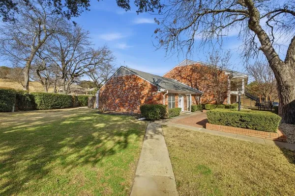 $235,000 | 907 Roaring Springs Road, Fort Worth, TX 76114