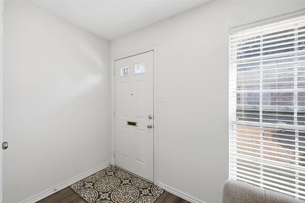 907 Roaring Springs Road Fort Worth, TX 76114 - Photo 5 of 27 a view of bathroom with shower