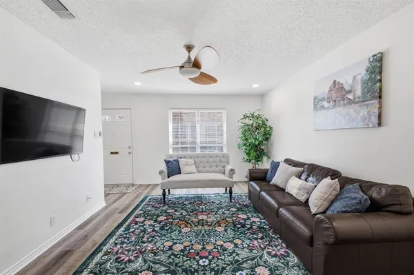 $235,000 | 907 Roaring Springs Road, Fort Worth, TX 76114