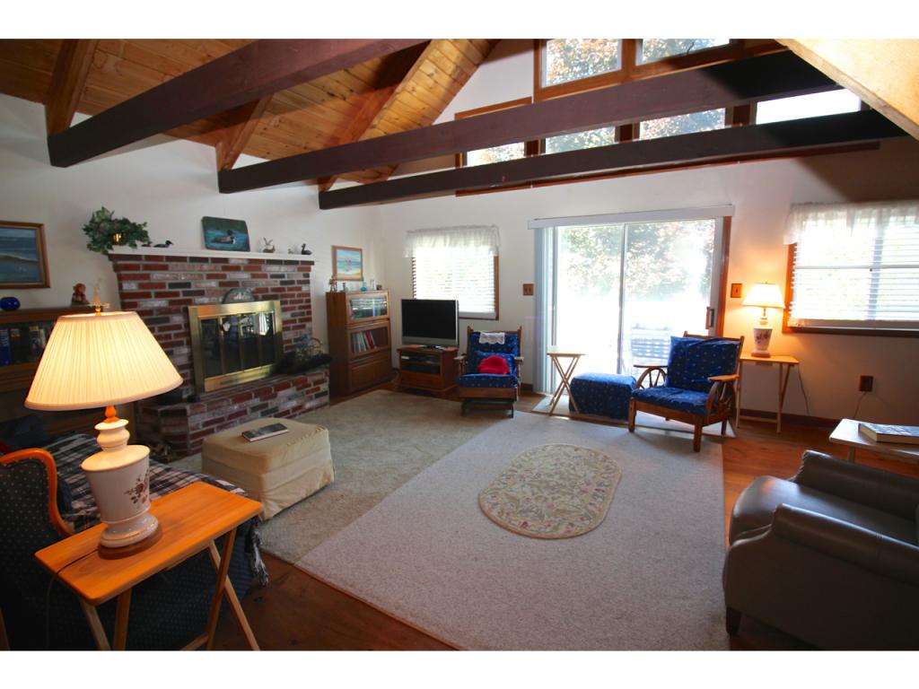 27 Crystal Shore Road Wolfeboro, NH 03894 - Photo 10 of 29 Gallery Image 10