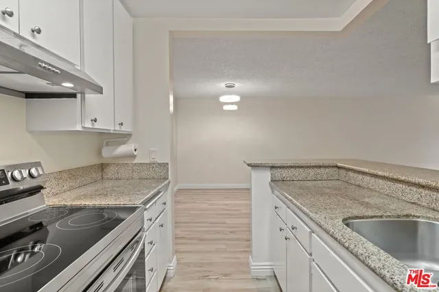 $3,100 | 7740 Redlands Street, Unit M1072, Playa del Rey, CA 90293