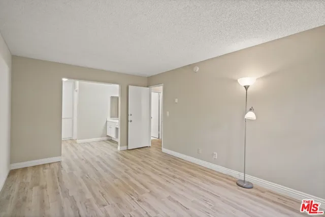 $3,100 | 7740 Redlands Street, Unit M1072, Playa del Rey, CA 90293