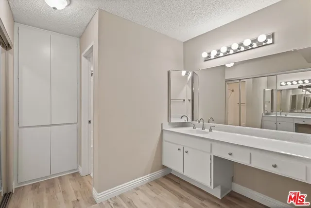 $3,100 | 7740 Redlands Street, Unit M1072, Playa del Rey, CA 90293