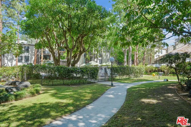 $3,100 | 7740 Redlands Street, Unit M1072, Playa del Rey, CA 90293