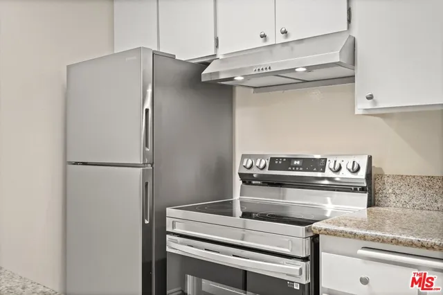 $3,100 | 7740 Redlands Street, Unit M1072, Playa del Rey, CA 90293