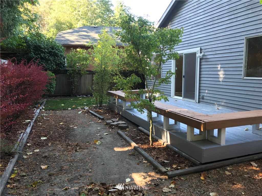 2137 Southeast 8th Place Renton, WA 98057 - Photo 15 of 19 Gallery Image 15