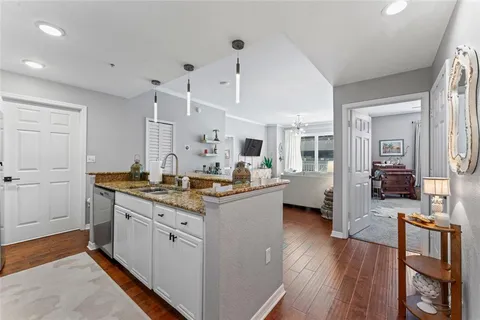 $519,000 | 700 South Harbour Island Boulevard, Unit 240, Tampa, FL 33602