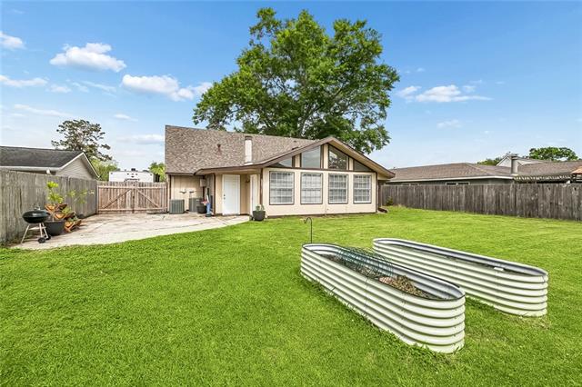 1916 Madewood Road Laplace, LA 70068 - Photo 16 of 16