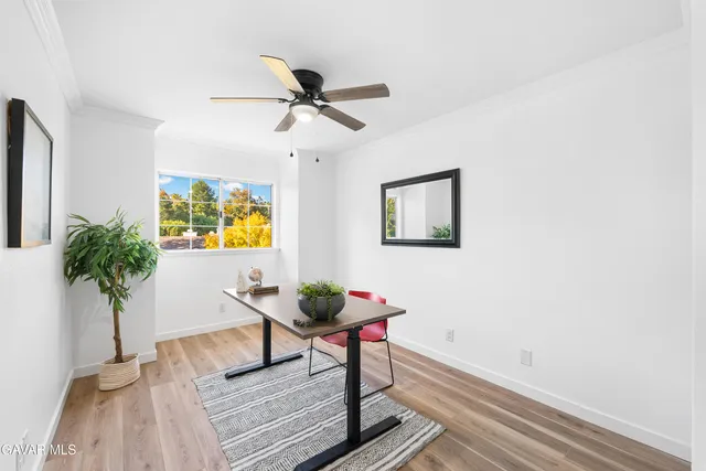 $858,900 | 22030 Scallion Drive, Saugus, CA 91350