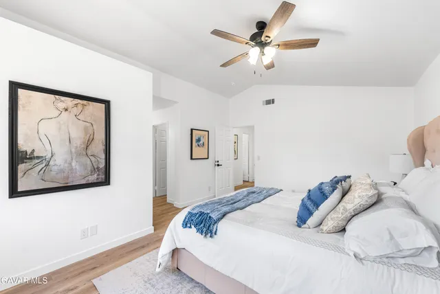 $858,900 | 22030 Scallion Drive, Saugus, CA 91350