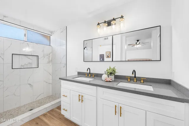 $858,900 | 22030 Scallion Drive, Saugus, CA 91350