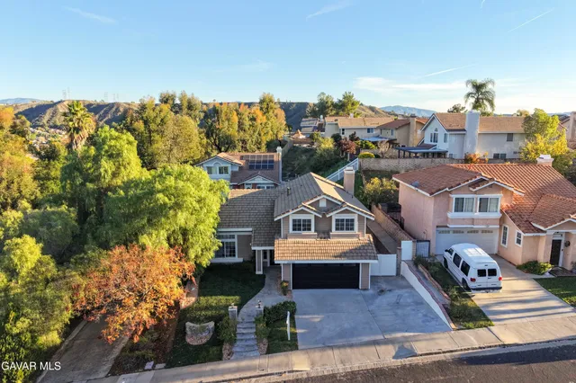 $858,900 | 22030 Scallion Drive, Saugus, CA 91350