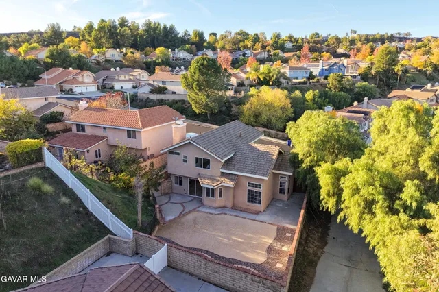 $858,900 | 22030 Scallion Drive, Saugus, CA 91350