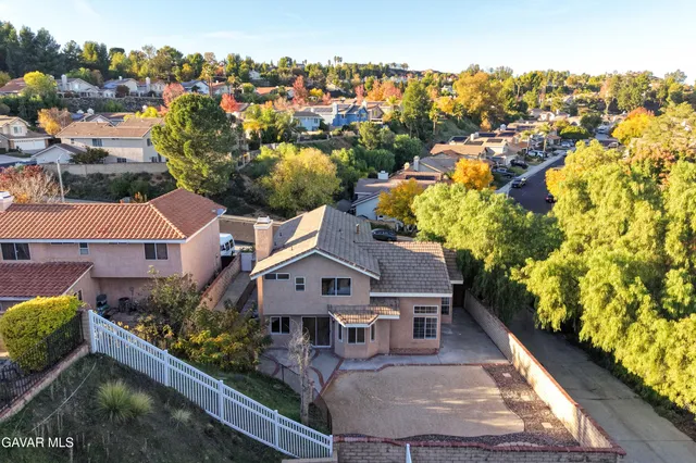 $858,900 | 22030 Scallion Drive, Saugus, CA 91350