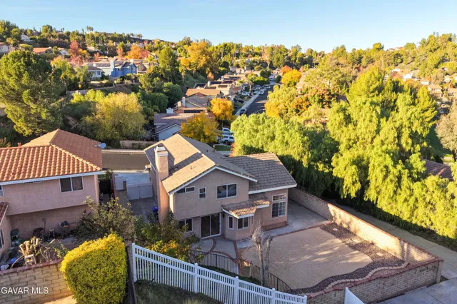 $858,900 | 22030 Scallion Drive, Saugus, CA 91350