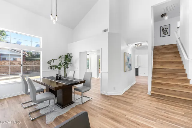 $858,900 | 22030 Scallion Drive, Saugus, CA 91350