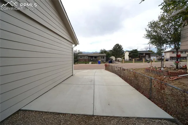 $389,000 | 1375 Luna Drive, Fountain, CO 80817