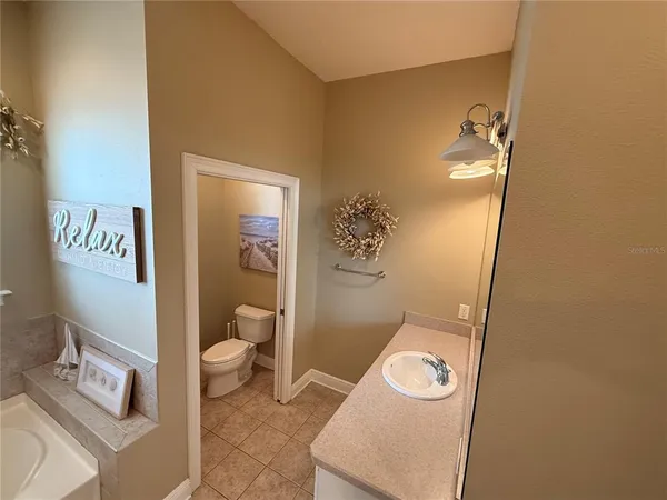 $2,500 | 16747 Northwest 167th Place, Alachua, FL 32615