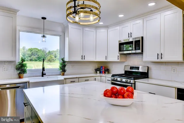 $999,000 | 257 Penn Hopewell Road, Hopewell, NJ 08525