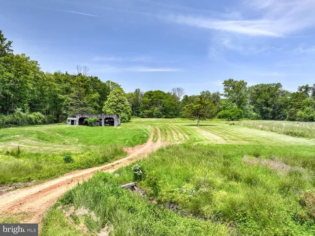 $999,000 | 257 Penn Hopewell Road, Hopewell, NJ 08525