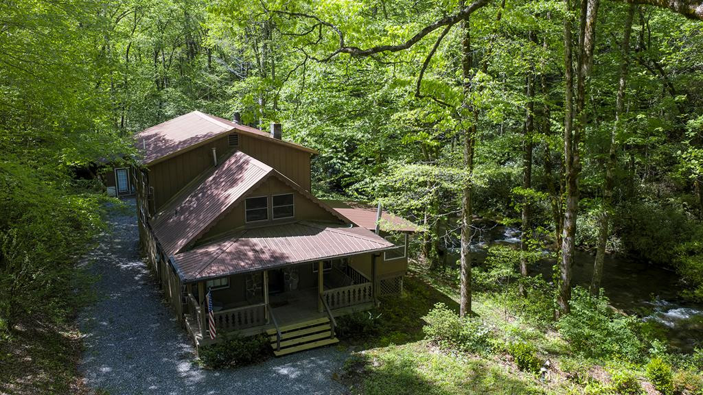 4700 West Buffalo Road Robbinsville, NC 28771 - Photo 1 of 20 Main View