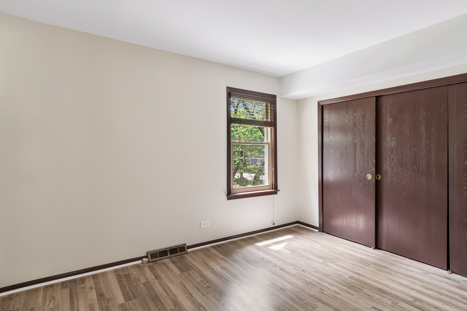 1539 Foxhill Road Naperville, IL 60563 - Photo 24 of 43 Gallery Image 24