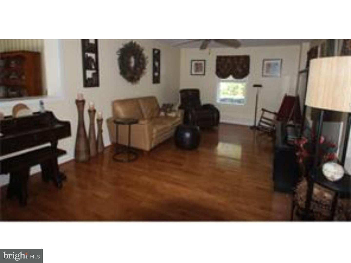907 Shavertown Road Garnet Valley, PA 19060 - Photo 11 of 15 Living Room