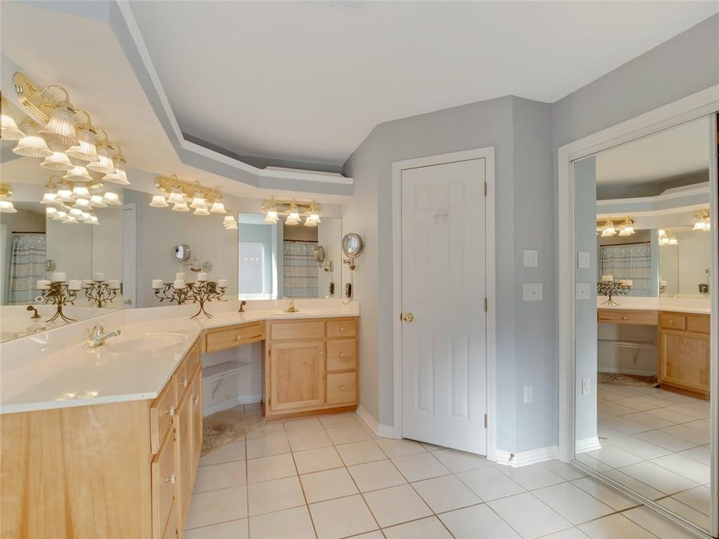 2121 Ridge Court Mandeville, LA 70448 - Photo 11 of 29 Gallery Image 11